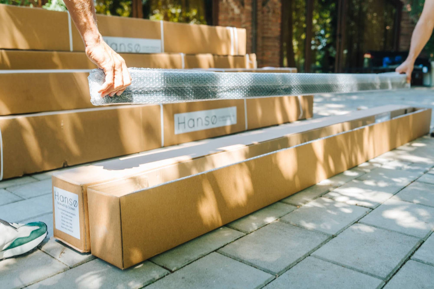6-8 Week Delivery: Hansø Aluminum Pergola Kit